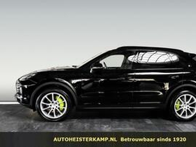 Porsche CAYENNE 3.0 E-Hybrid ACC Panoramadak 20 Inch PASM Luchtvering Stoelkoeling Head-Up