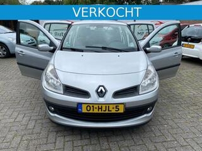 Renault CLIO TCE 100 Dynamique