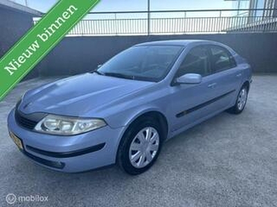 Renault LAGUNA 1.6-16V Expression