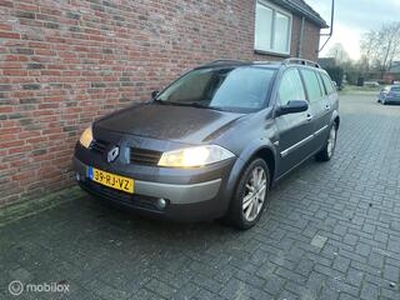 Renault MEGANE Grand Tour 1.6-16V Expression Luxe