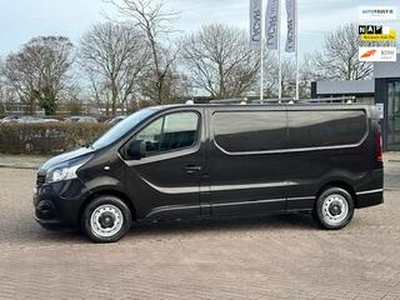 Renault TRAFIC 1.6 dCi T29 L2H1 Comfort Energy,bj.2018,kleur:zwart,navigatie,APK 10/2025 en NAP met 167739 km.trekhaak,BTW auto.