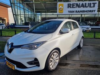 Renault ZOE E-TECH ELECTRIC R135 Intens 50 (KoopBatterij) / incl. BTW / excl. Overheidssubsidie CCS SNELLADER / Parkeersensoren V+A / Easy link Navi / Achteruitrijcamera / Airco / Keyless entry