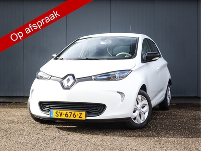 Renault ZOE R90 Life 41 kWh (93PK), (Subsidie Mogelijk) (Koopaccu) 1ste-Eigenaar, Keurig-Onderh., Navigatie, Parkeersensoren, Cruise-Control, Airco/Climate-Control, Privacy-Glas, NL-Auto