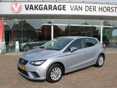 Seat IBIZA 1.0-96pk TSI Style. NIEUWSTE MODEL. Volautm. airco, camera, elektr ramen v+a, LED verlichting, stoelverwarming, metallic lak, Isofix, LM wielen, Apple Carplay / Android auto etc. In nieuwstaat !