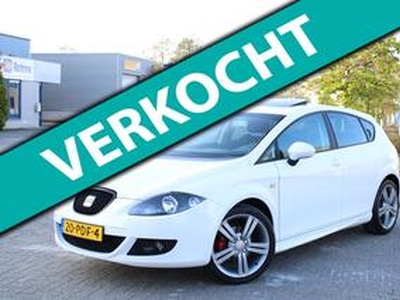 Seat LEON 1.2 TSI Ecomotive Sport SCHUIFDAK l CRUISE l NAVI