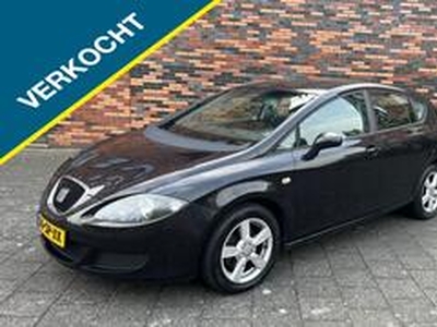 Seat LEON 1.6 Reference VERKOCHT!!