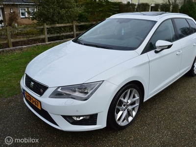 Seat Leon ST 1.4 TSI FR Dynamic / DSG / Panorama / Navi