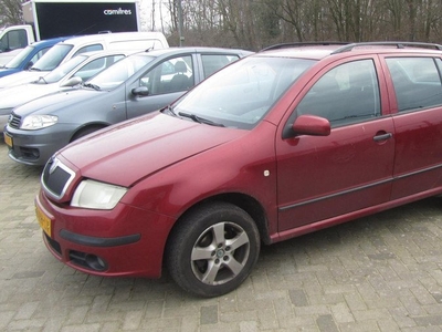 Skoda Fabia Combi 1.4-16V Elegance