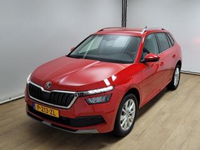 Skoda Kamiq 1.0 TSI Active Sport | Parkeercamera | Parkeersensoren | Carplay | 1e eigenaar | Navigatie | Volle auto!