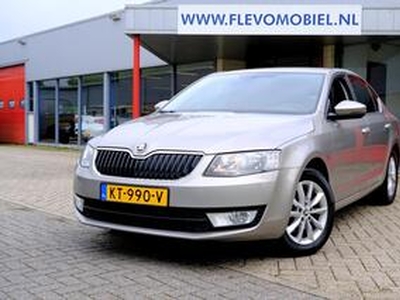 Skoda OCTAVIA 1.0 TSI Greentech Ambition Aut. Navi|Clima|Cruise