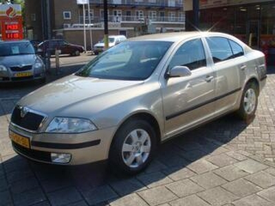 Skoda OCTAVIA 1.6/75KW HB. AUTOMAAT! ELEGANCE ! 149dkm!