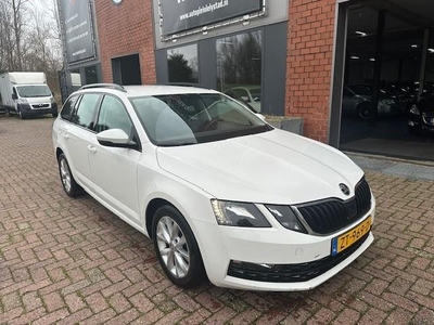 Skoda Octavia Combi 1.6 TDI Greentech Amb. Bns. AUT, Navi