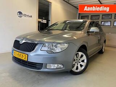 Skoda SUPERB 1.8 TSI Comfort Business Line AUT CLIMA TOP CONDITIE