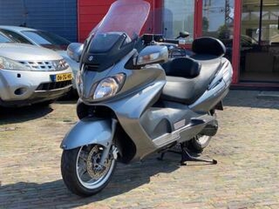 Suzuki AN 650 Burgman Executive 29000KM/ Alles verwarmd/ AUT.