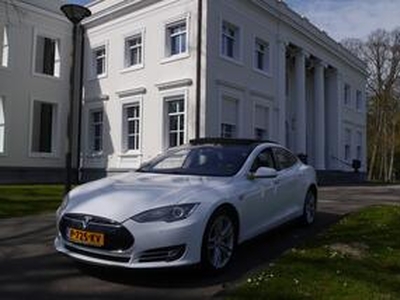 Tesla MODEL S 85 verkocht