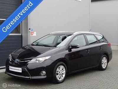 Toyota AURIS 1.8 Hybrid Aut. Station, Clima, Trekhaak, Garantie