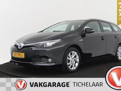 Toyota AURIS 1.8 Hybrid Business | Navigatie | Camera | 57000 KM!