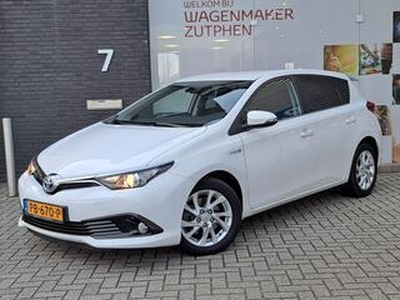 Toyota AURIS 1.8 Hybrid Dynamic Automaat | NAVIGATIE | PARKEERCAMERA |