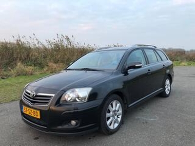 Toyota AVENSIS Wagon 1.8 16v VVT-i Terra 2006 CLIMA