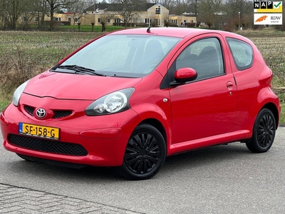 Toyota Aygo 1.0-12V AIRCO/APK TOT 23-03-2025/ELEKRAMEN/NETJES!