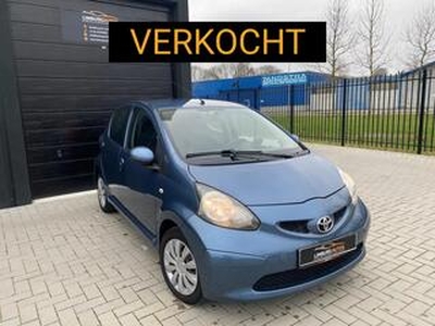 Toyota AYGO 1.0 12v VVT-i Dynamic Airco Elec Ramen Leer Bekleding