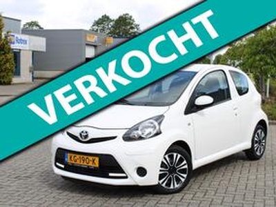 Toyota AYGO 1.0 VVT-i Comfort AIRCO l NAVI l APK 11-2021