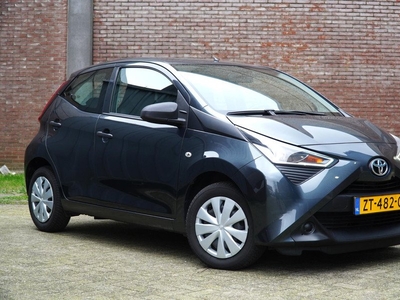 Toyota Aygo 1.0 VVT-i x-fun, Airco, Bluetooth, Elektr. ramen voor, stuurbekrachtiging, Ned. auto