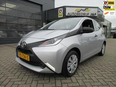 Toyota AYGO 1.0 VVT-i x-fun / NAV / AIRCO / CRUISE CONTROL / 1e EIGENAAR