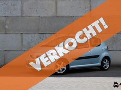 Toyota AYGO 5-Deurs 1.0-12V VVT-i Sport Airco, Elek.ram, LM.