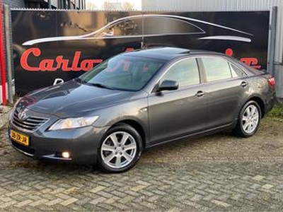 Toyota CAMRY XLE 3.5 V6 268PK! Aut/Leer/Navi/Dak/Camera NAP