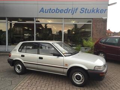 Toyota COROLLA 1.3 xLi 5 deurs 90.093 km Uniek!