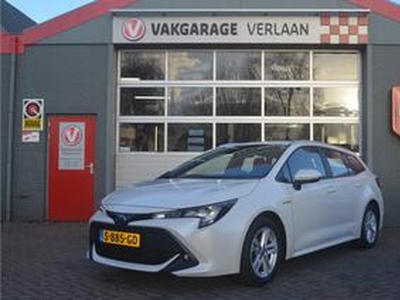 Toyota COROLLA 184 pk Sports parelmoer nav. 2.0 Hybrid Trek