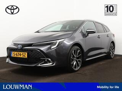 Toyota COROLLA Touring Sports 1.8 Hybrid Executive | Meesturende koplampen | Elektrisch achterklep met kicksensor | JBL Audio | Head-Up Display | Cloud Navigatie | Stoelverwarming | OVV LM Arnhem 12-10