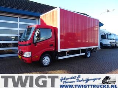 Toyota DYNA 150 3.0 D-4D Comfort