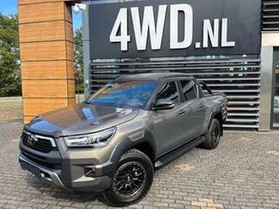 Toyota HI-LUX HiLux 2.8 TD AUT 2 / 5 PERS VAN LEVERBAAR 2024 V.A ? 55.900 BTW LEVERING GARANTIE 2024 Wij leveren u deze 1e registratie auto naar wens als 2 of tegen meerprijs als 5 personen grijs kenteken . deze CUSTOM HUNTER EDITION kan naar uw specifieke wensen o