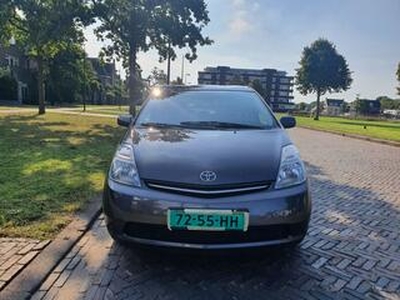 Toyota PRIUS 1.5 VVT-i Comfort