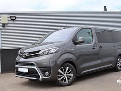 Toyota PROACE Electric Verso Long Extra Range Business 75 kWh WLTP 330km PRIJS EXCLUSIEF BTW * 8 zitplaatsen * Inclusief: Navigatie, Cruise control, Climate control, Stoelverwarming, LM Velgen