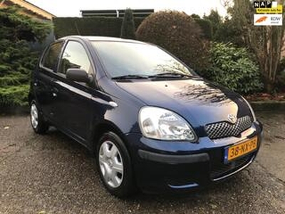 Toyota YARIS 1.0 VVT-i Idols, Airco, NAP, Zeer nette auto!