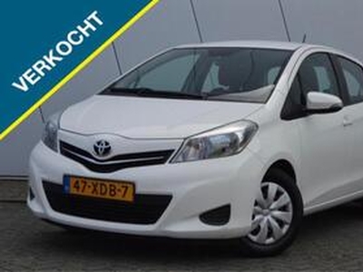 Toyota YARIS 1.0 VVT-i NAVI - AIRCO - CAMERA