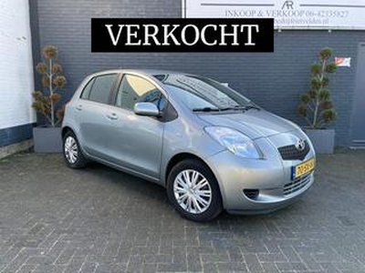 Toyota YARIS 1.3 16v VVT-i Linea Sol