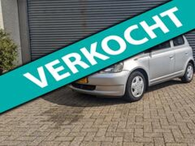 Toyota YARIS 1.3-16V VVT-i Sol