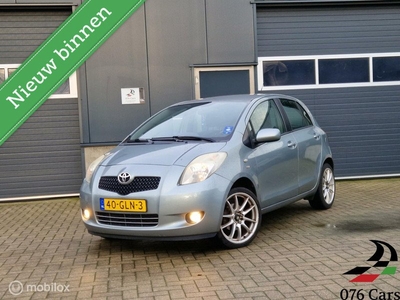 Toyota Yaris 1.3 VVTi Executive / CARPLAY / NAP / AIRCO /