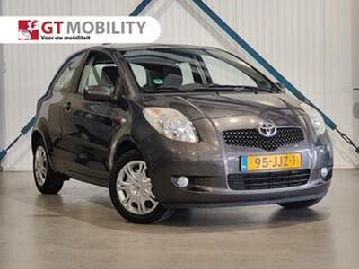 Toyota YARIS 1.3 VVTi Sol