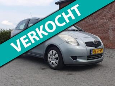 Toyota YARIS 1.3 VVTi Sol