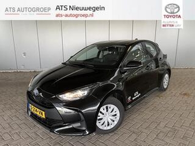 Toyota YARIS 1.5 Hybrid Active , multimedia pakket, full map navi,