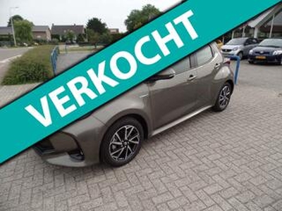 Toyota YARIS 1.5 Hybrid Dynamic Apple Carplay, stoelverw, Key-less