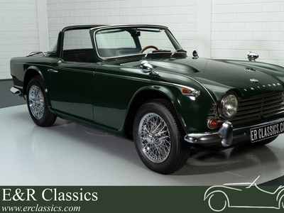 Triumph TR4 IRS | Gerestaureerd | Zeldzame Surrey Top | 1966