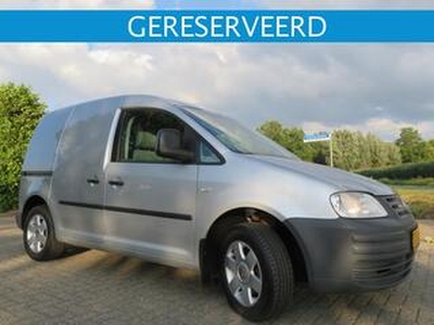 Volkswagen CADDY 1.6i 102pk Benzine met Vele Opties !