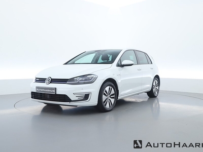 Volkswagen e-Golf | v.a. € 139,- bijtelling / 8% | Navi | Camera | LED | Apple CarPlay | Clima