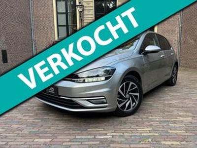 Volkswagen GOLF 1.0 TSI Highline Automaat / Digital Cockpit / Keyless Go / Navi Carplay